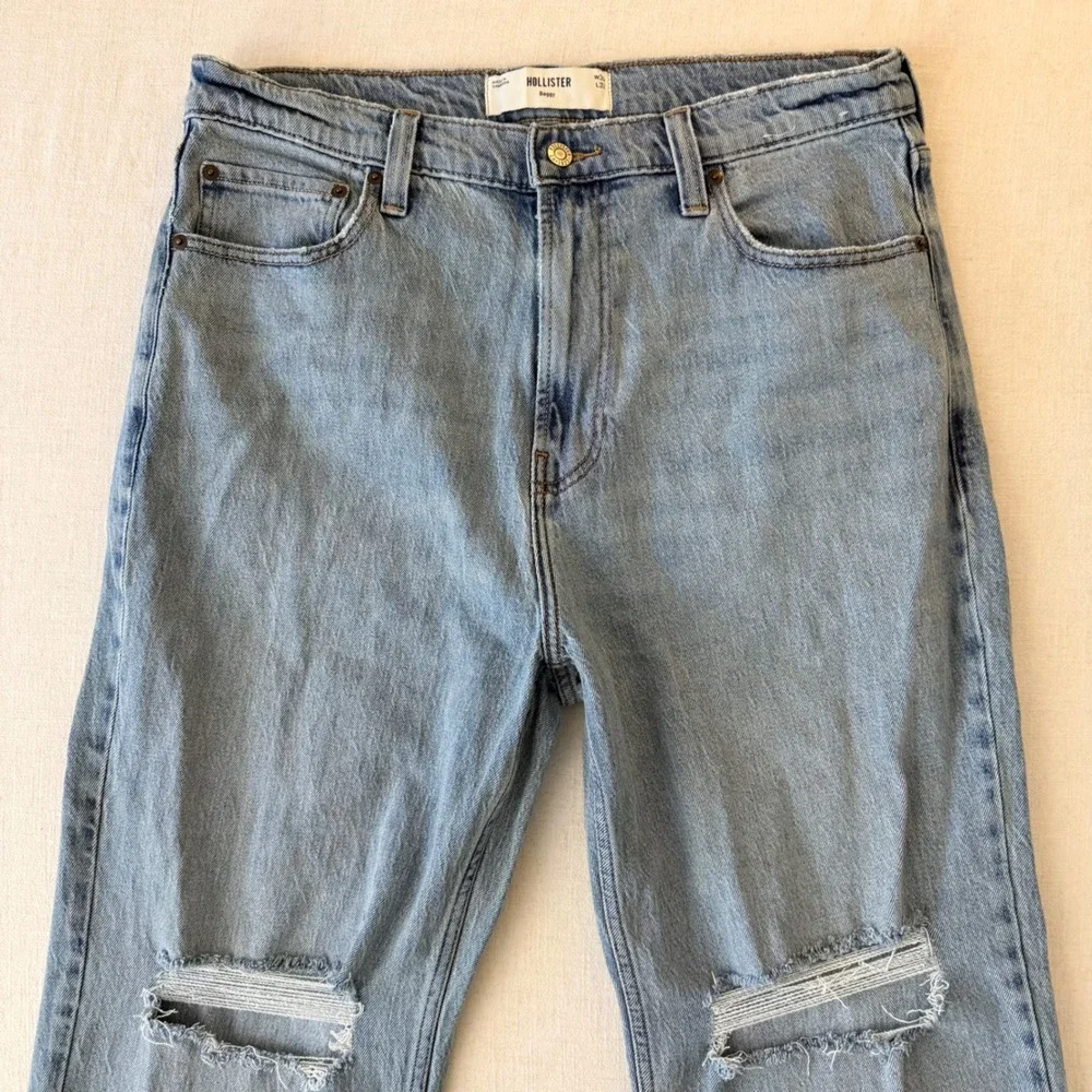 Hollister Baggy Jeans Mens 34x32 Light Wash Distressed Ripped Skater Denim